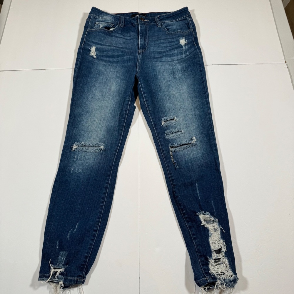 Cello Womens Distressed Skinny Jeans Medium Wash Ripped Frayed Hem Size 11